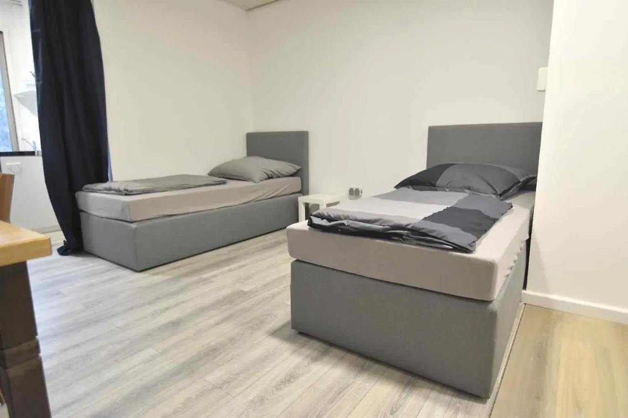 Monteurzimmer Mit Pantry-Kueche In Koeln 독일